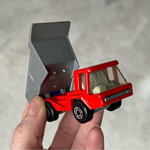 🎈2/$30 - Vtg MATCHBOX Superfast No. 23 ATLAS TRUCK. ©️1975. - Picture 7 of 7